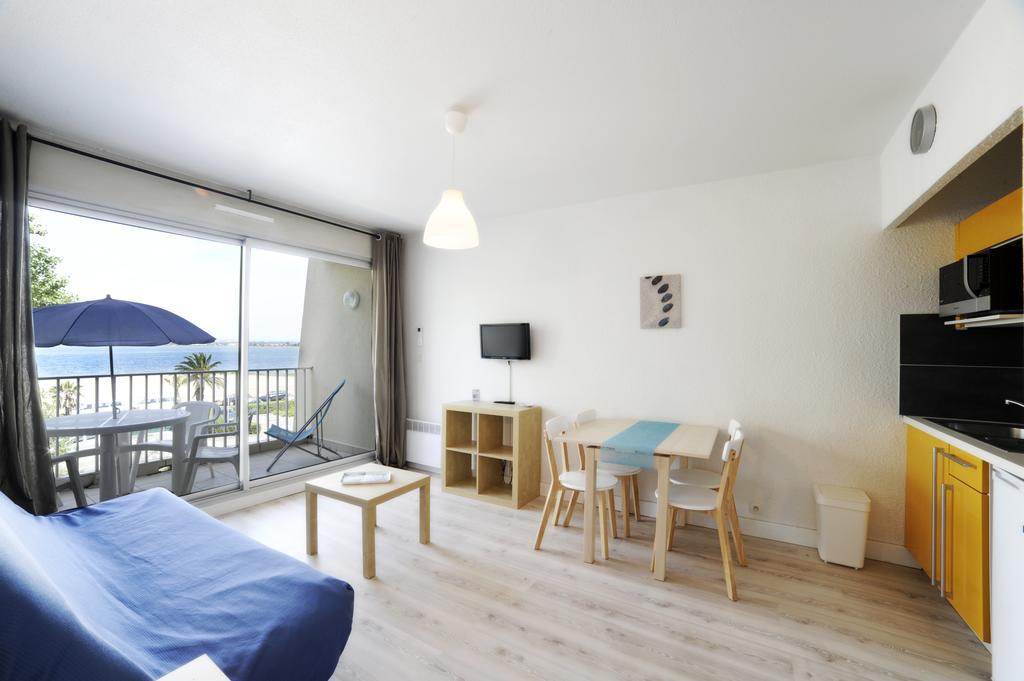 Residence De Tourisme L'Albatros パラヴァ・レ・フロ エクステリア 写真