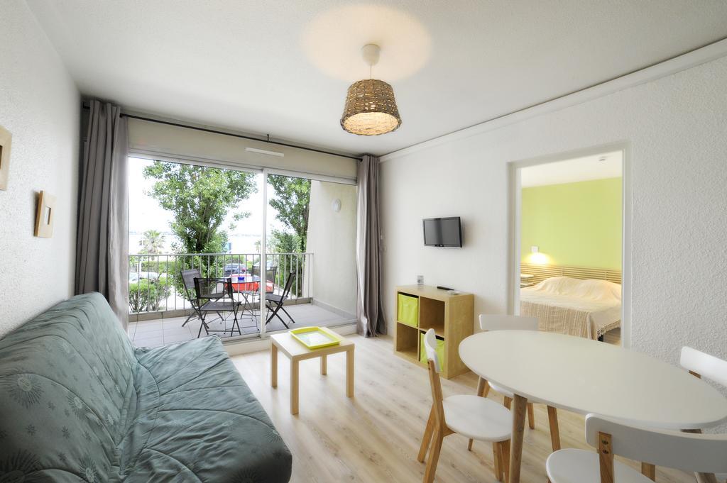 Residence De Tourisme L'Albatros パラヴァ・レ・フロ エクステリア 写真